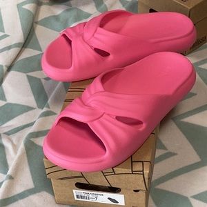 NIB Melissa Barbie Bubblegum pink free slide sandals women’s 7